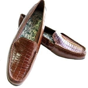 SEBAGO Mayfair Moc Croc Patent Leather Loafers 8M